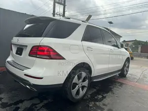 Mercedes-Benz GLE-Class 2016
