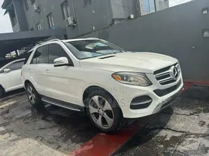 Mercedes-Benz GLE-Class 2016