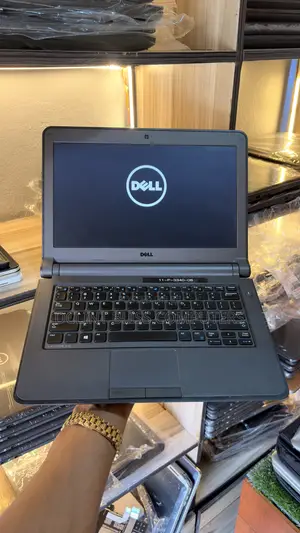 Laptop Dell Latitude 3330 8GB Intel Core i3 SSD 128GB