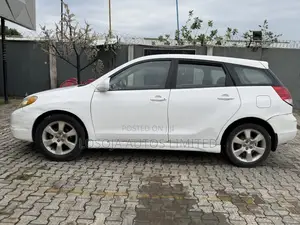 Toyota Matrix XR Hatchback AWD (1.8L 4cyl 4A) 2004 White