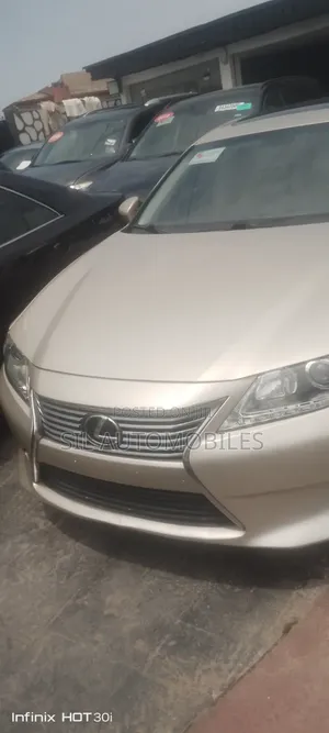 Lexus ES 2013 Gold