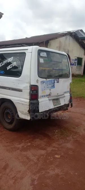 Mitsubishi L300 2000 White