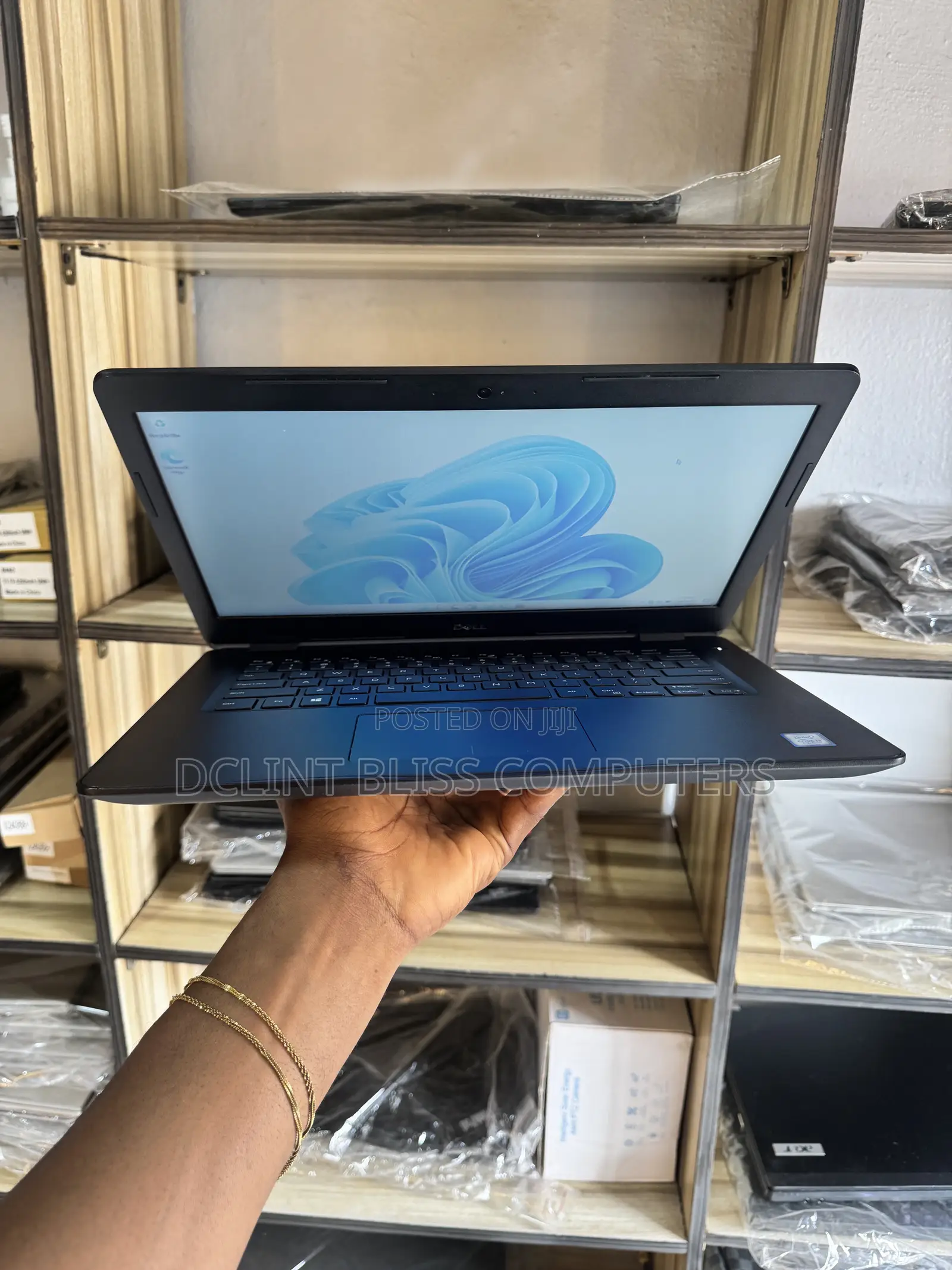 Laptop Dell Latitude 3490 8GB Intel Core i3 SSD 128GB