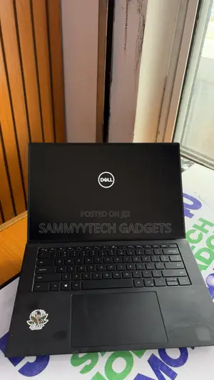 Laptop Dell Precision 5550 32GB Intel Core i7 SSD 1T