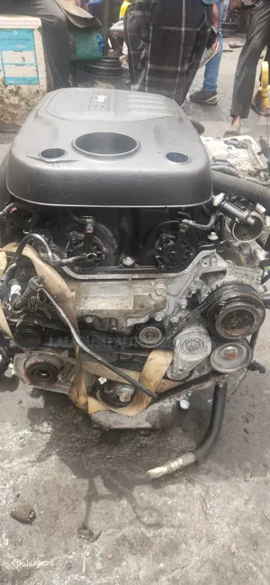 Complete Engine and Transmission for Cherokee 4 Plug