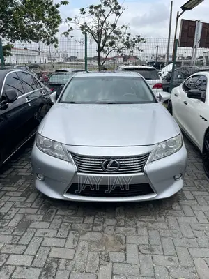 Lexus ES 2015 Silver