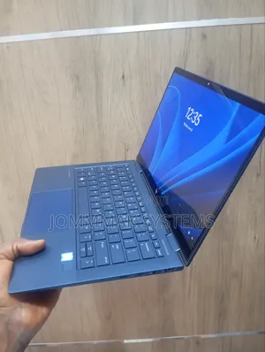 Laptop HP Dragonfly Folio 16GB Intel Core i5 SSD 256GB