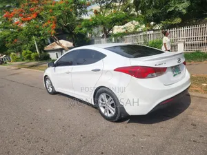 Hyundai Elantra 2013 White