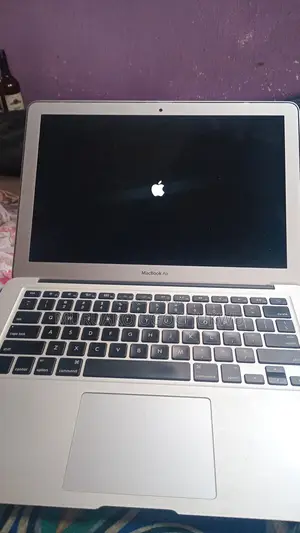 Laptop Apple MacBook Air 2017 8GB Intel Core i7 SSD 256GB
