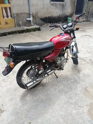 Bajaj Boxer 2020 Red