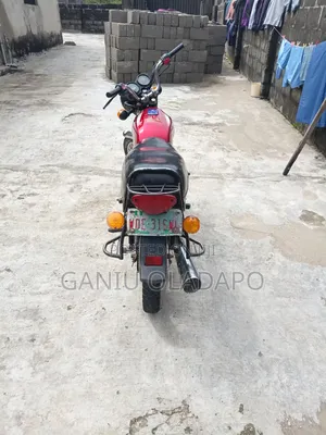 Bajaj Boxer 2020 Red