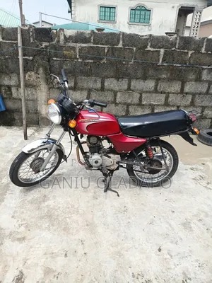 Bajaj Boxer 2020 Red