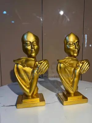 Luxury Golden Sculpture