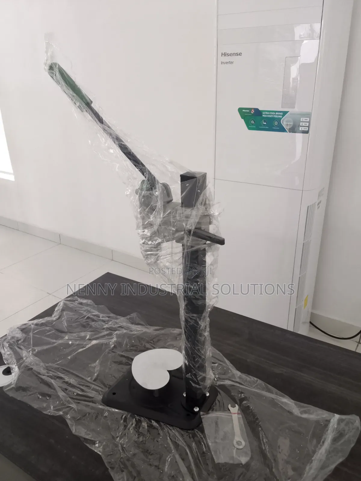 Perfume Bottle Capping Machine - Bottle Capper