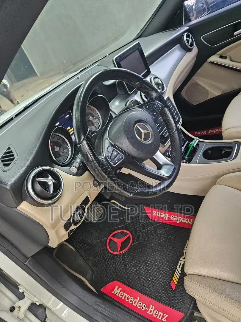 Mercedes-Benz CLA-Class 2016 White