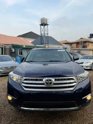 Toyota Highlander 2012 Blue