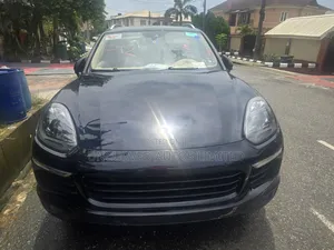 Porsche Cayenne 2017 Blue