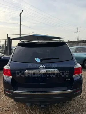Toyota Highlander 2012 Blue