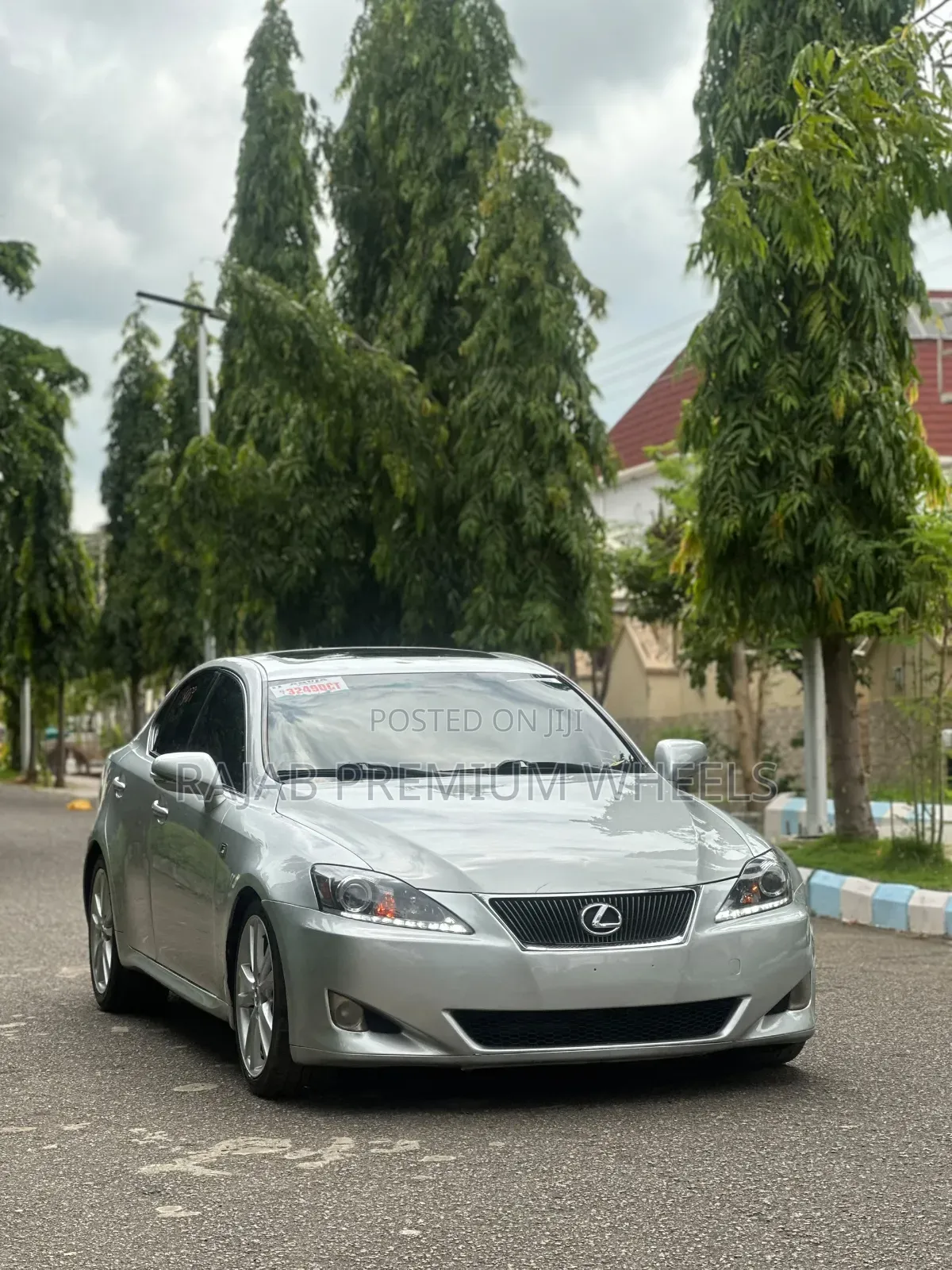 Lexus IS 2012 Silver