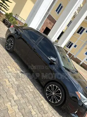 Toyota Corolla S Plus 4dr Sedan (1.8L 4cyl CVT) 2015 Black