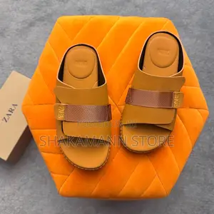 Original Zara Slides Now Available in Store—-High—Quality