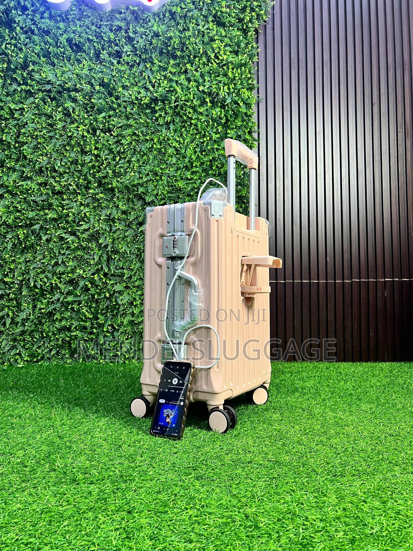 Luxury Hard Shell Suitcase Set With Tsa Lock