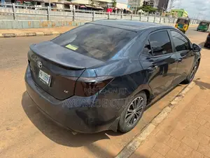 Toyota Corolla 2017 Blue