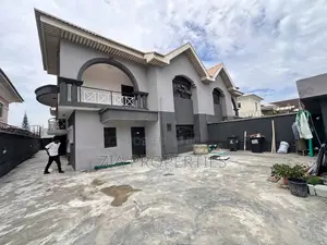 1bdrm Apartment in Lekki Phase 1 for rent