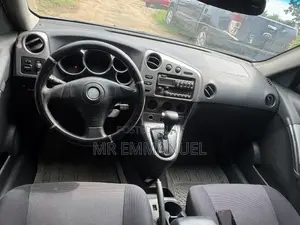 Pontiac Vibe Automatic 2004 Blue