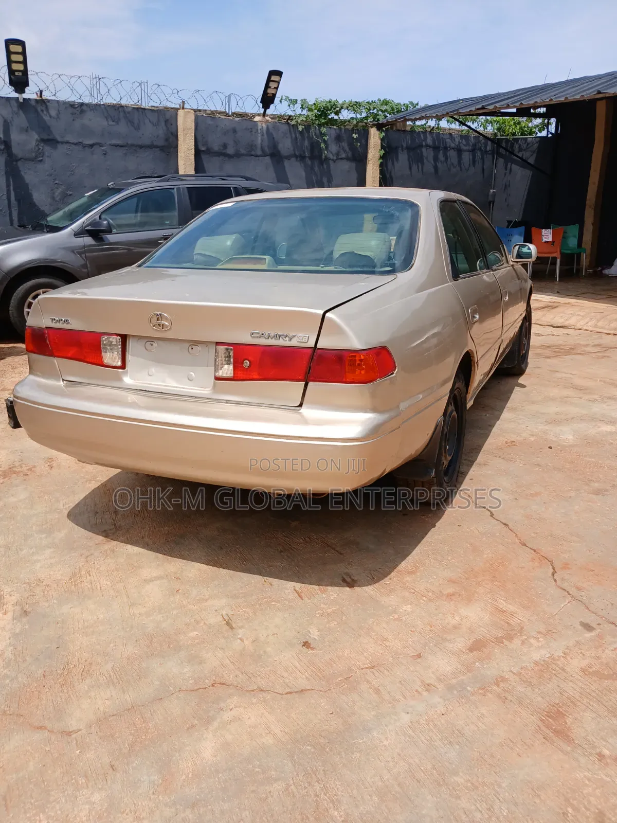 Toyota Camry 2000 Gold