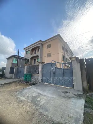 3bdrm Block of Flats in Casia Estate, Off Lekki-Epe Expressway for sale