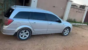 Opel Astra 2007 Silver