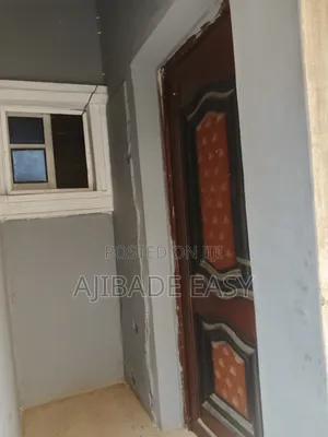 Mini Flat in Ayobo for rent