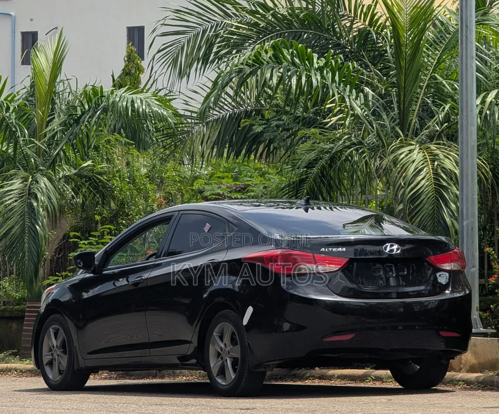 Hyundai Elantra 2013 Black