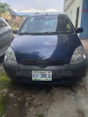 Toyota Yaris 2003 Blue