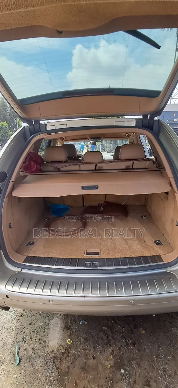 Porsche Cayenne 2006 Gold