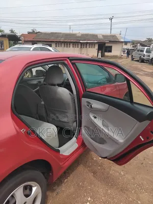 Toyota Corolla LE 4dr Sedan (1.8L 4cyl 4A) 2012 Red