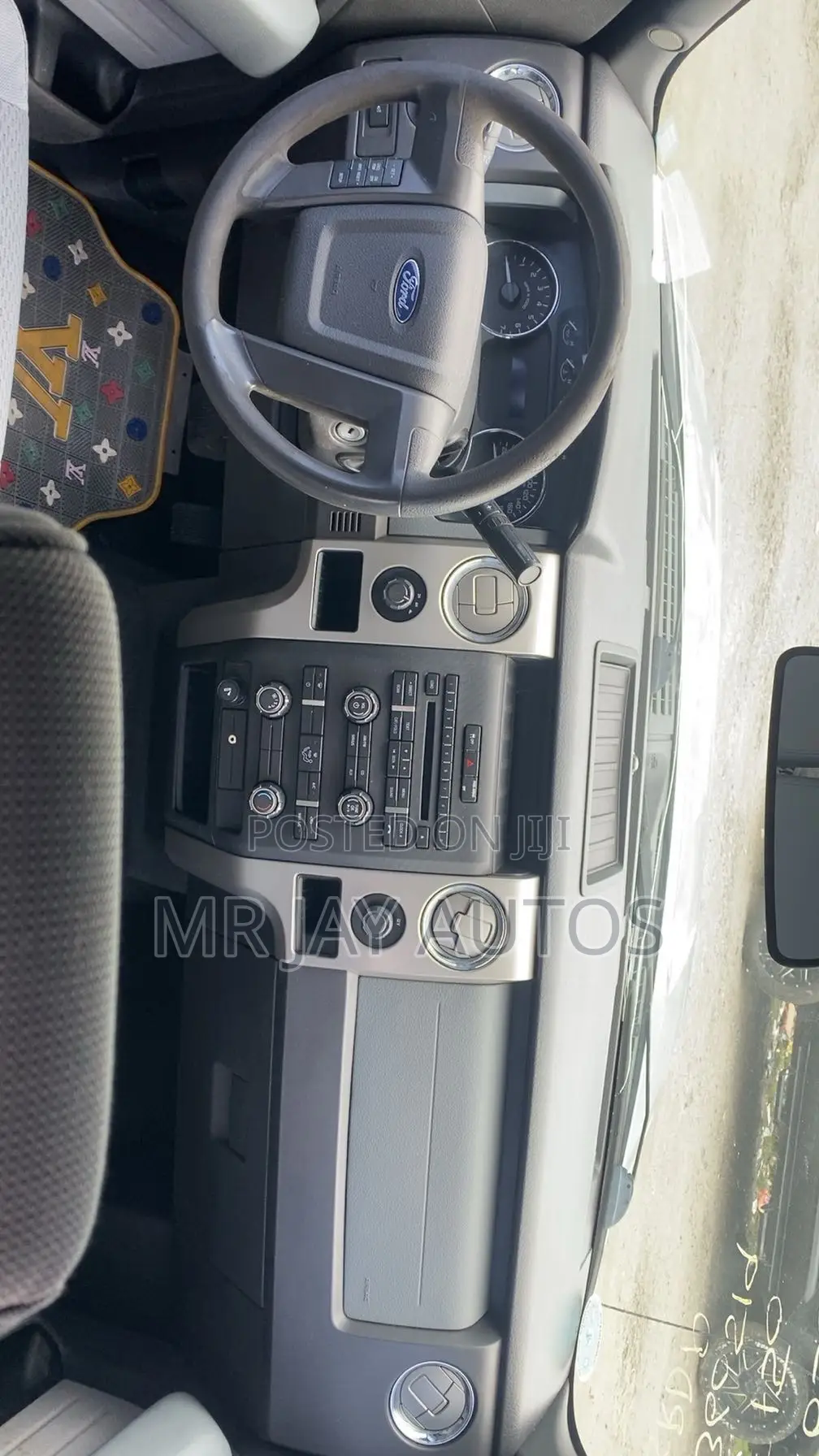 Ford F-150 2012 Silver