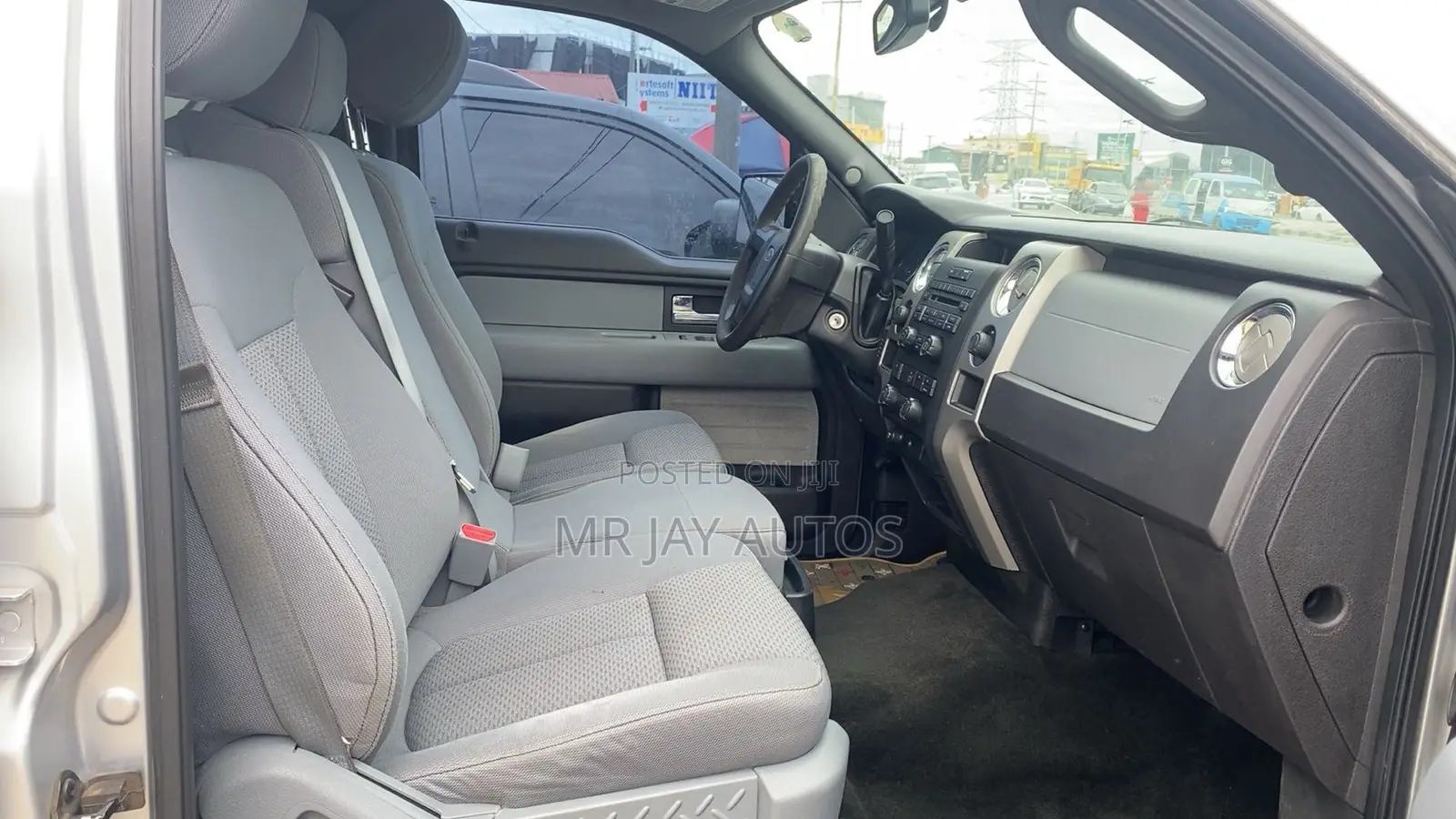 Ford F-150 2012 Silver