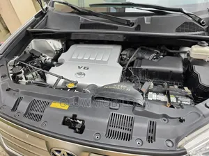 Toyota Highlander 2012 Silver