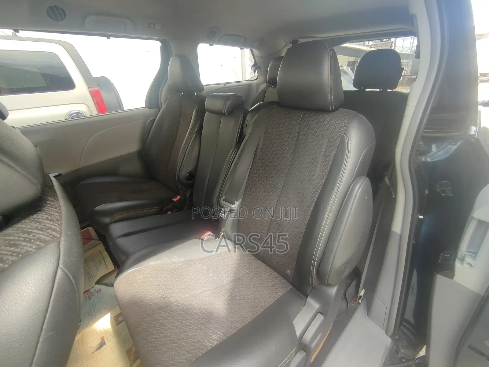 Toyota Sienna 2011 Blue