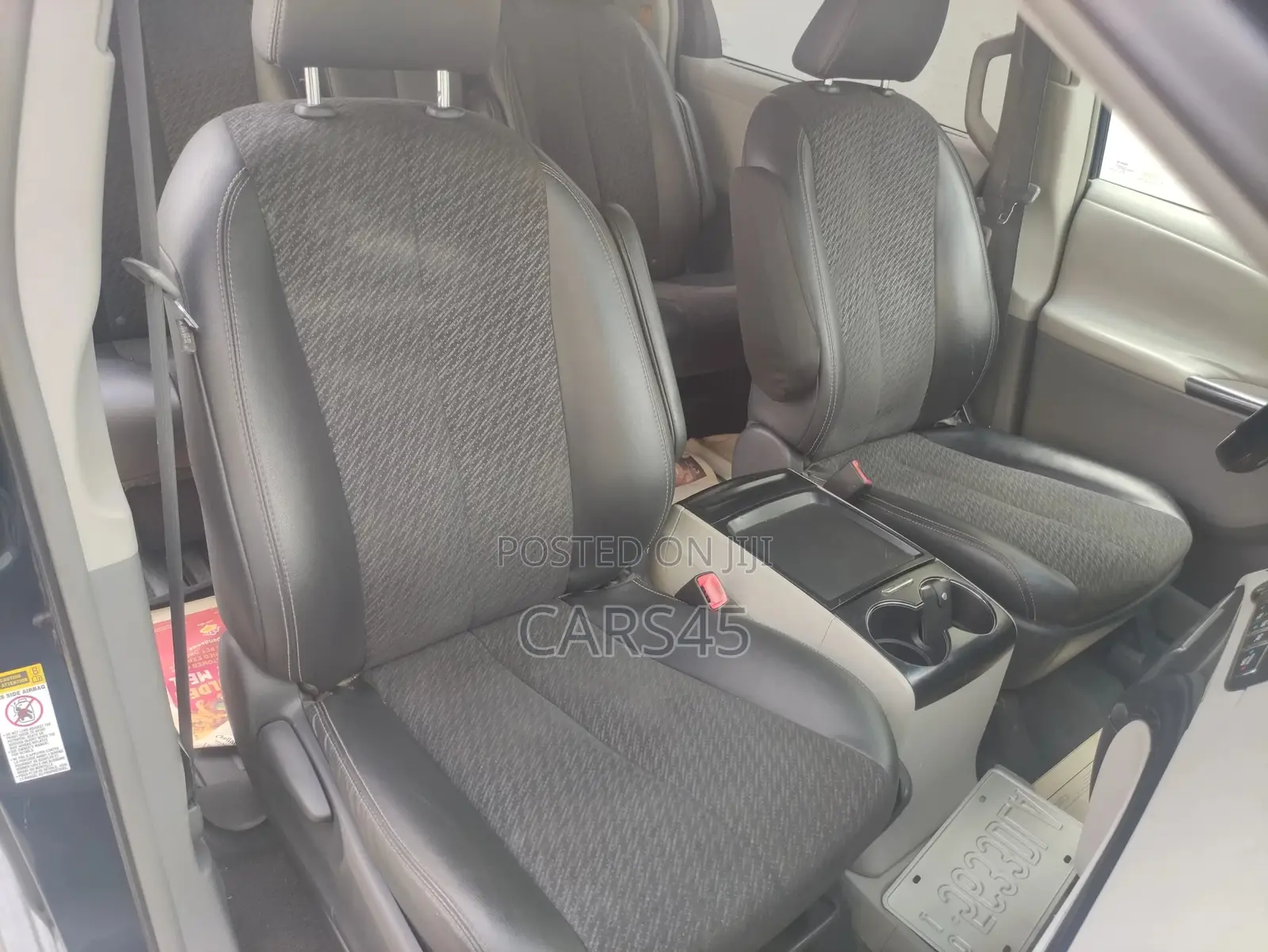 Toyota Sienna 2011 Blue