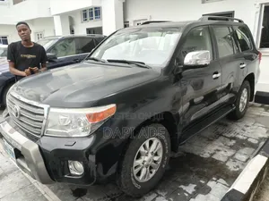 Toyota Land Cruiser 2016 Black