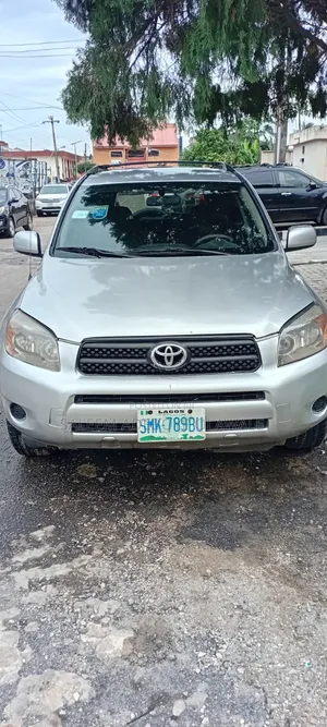 Toyota RAV4 2.0 VVT-i 2008 Silver