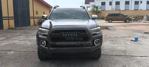 Toyota Tacoma 2015 Gray