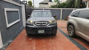 Honda Pilot Touring 4dr SUV (3.5L 6cyl 5A) 2009 Gray