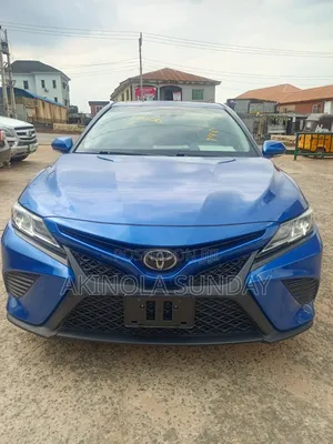 Toyota Camry 2018 Black
