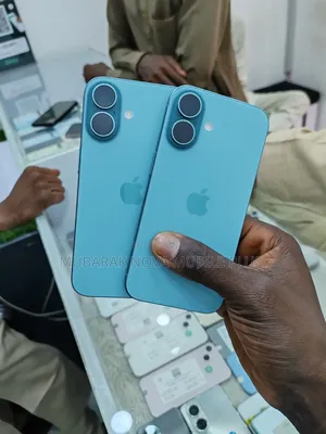 New Apple iPhone 16 256 GB Green