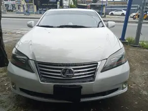 Lexus ES 350 2011 White