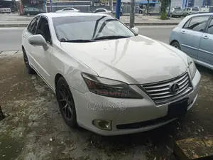 Lexus ES 350 2011 White